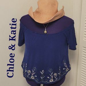 Chloe & Katie royal blue floral embroidered summer crop blouse. Sz: XS